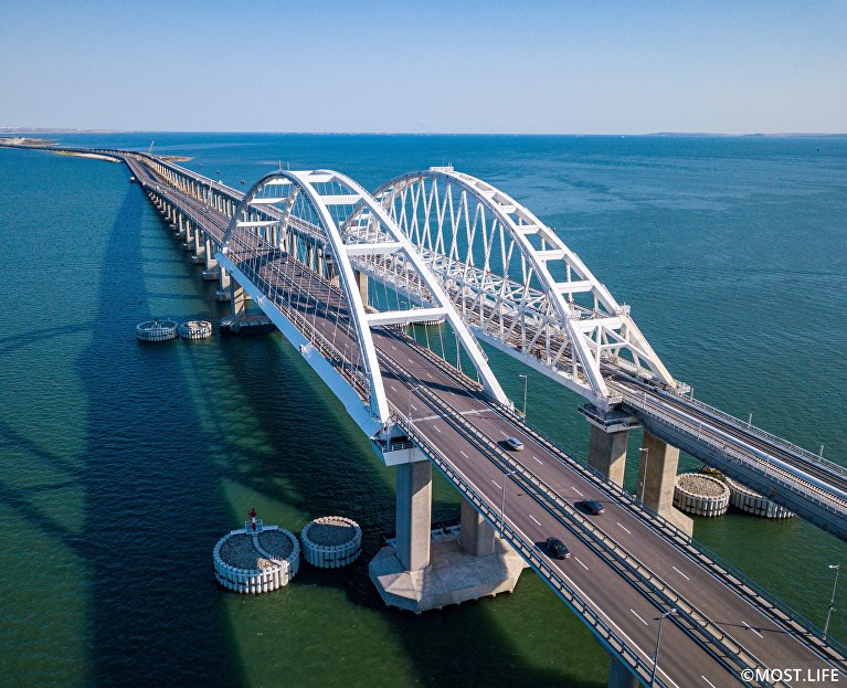 Вид на Крымский мост 