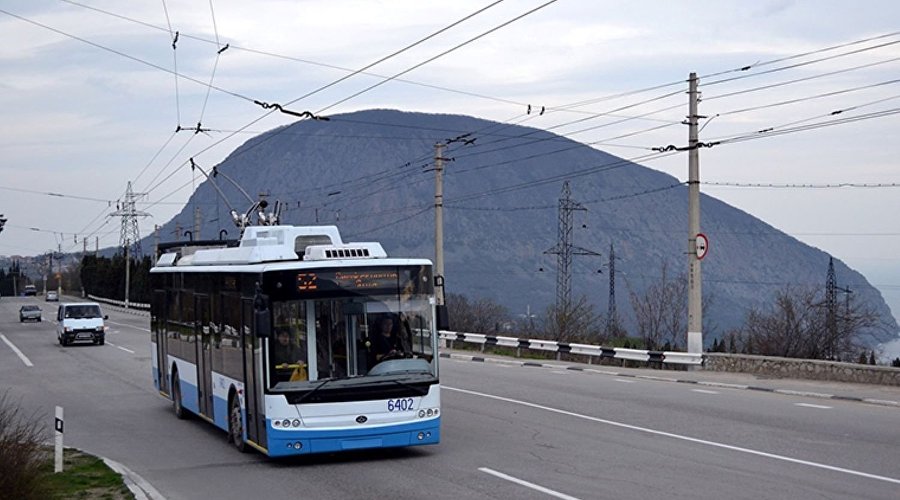 Междугородний троллейбус в Крыму