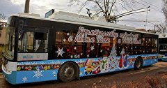 Новогодний троллейбус в Крыму