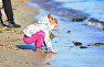 Ребенок на берегу моря